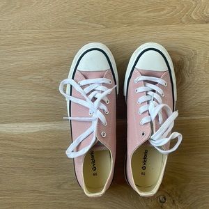 Pink knock off converse